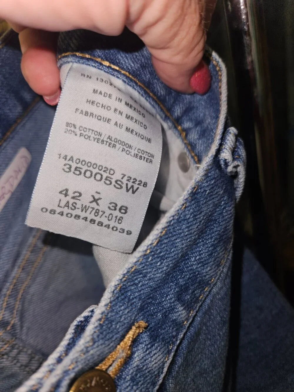 Wrangler Blue Jeans Size 42 x 36 - Classic Blue Denim